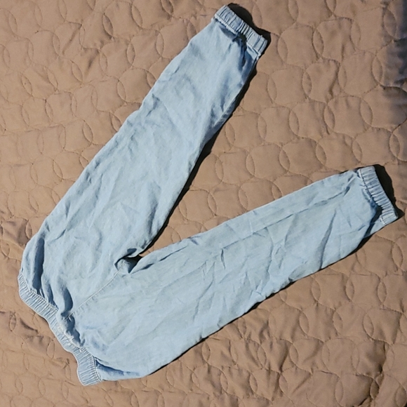 ✨️3/$10✨️ The Children's Place 5T kids unisex pants - Picture 4 of 4